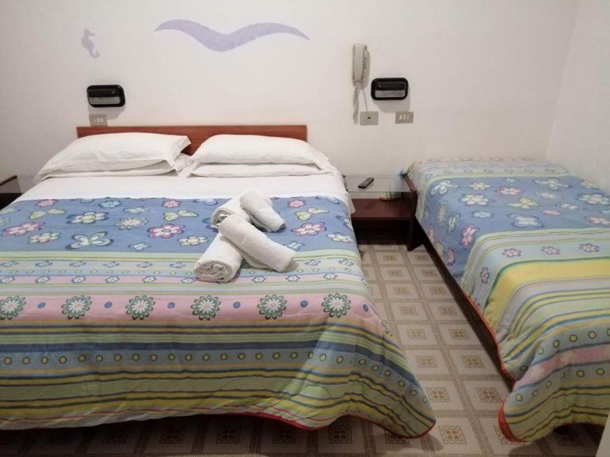 Hotel Criss Rimini Luaran gambar